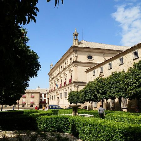 Hotel Boutique Nueve Leyendas Úbeda Exterior foto