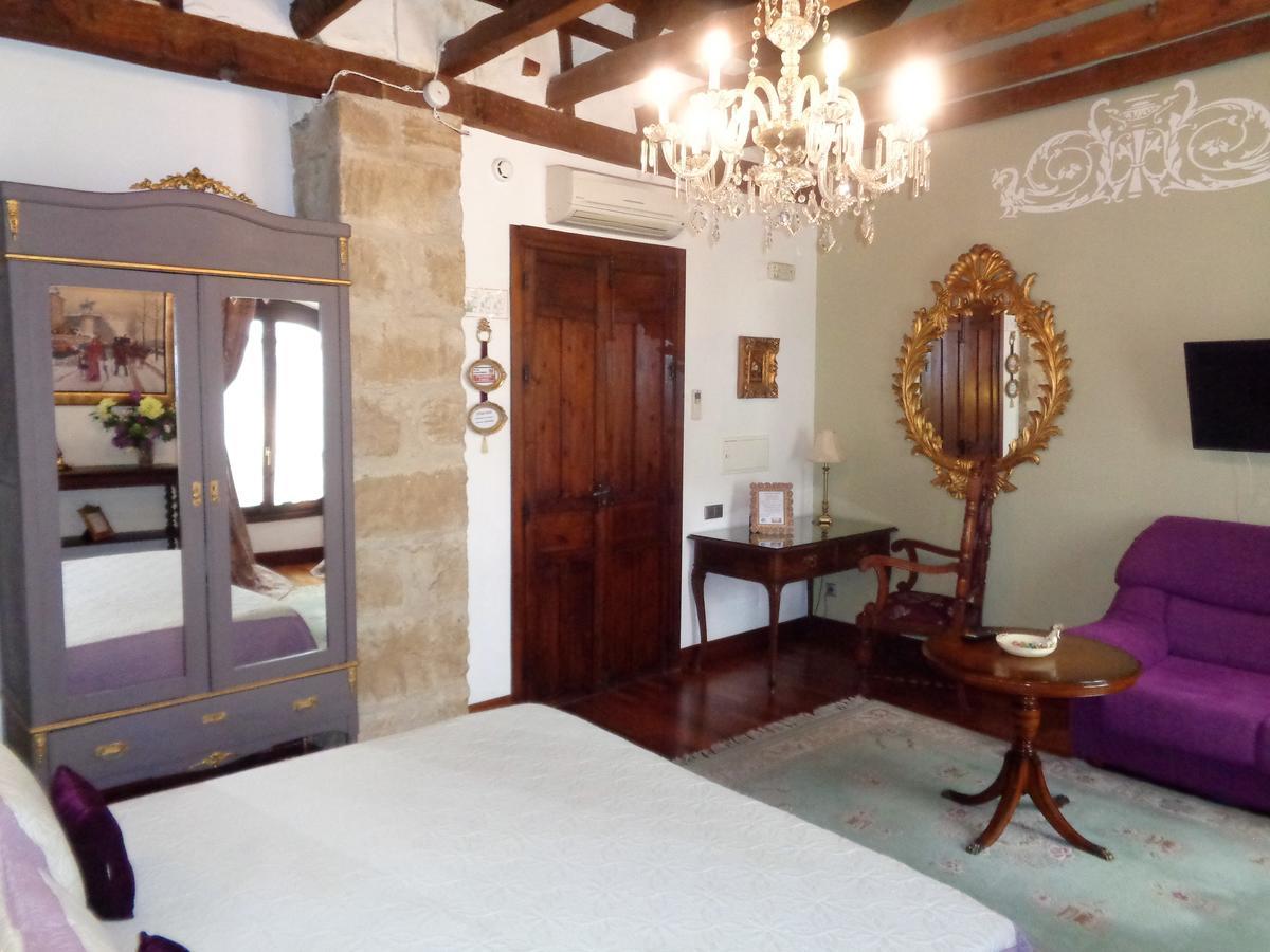 Hotel Boutique Nueve Leyendas Úbeda Exterior foto